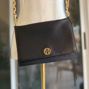 Tory Burch Black and Gold Crossbody Bag with Sophisticated Design